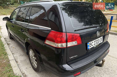 Универсал Opel Vectra 2005 в 