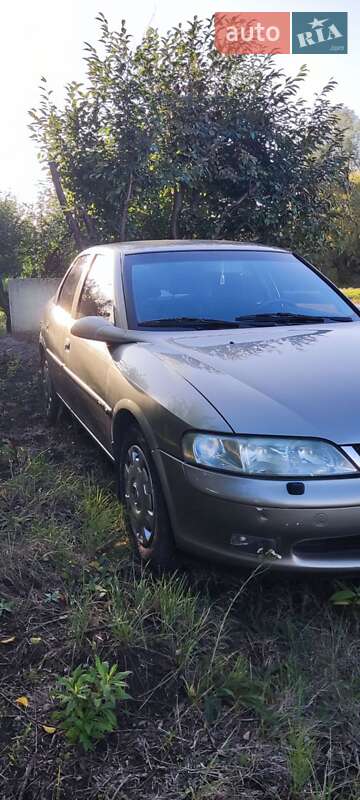 Седан Opel Vectra 1996 в Полтаве