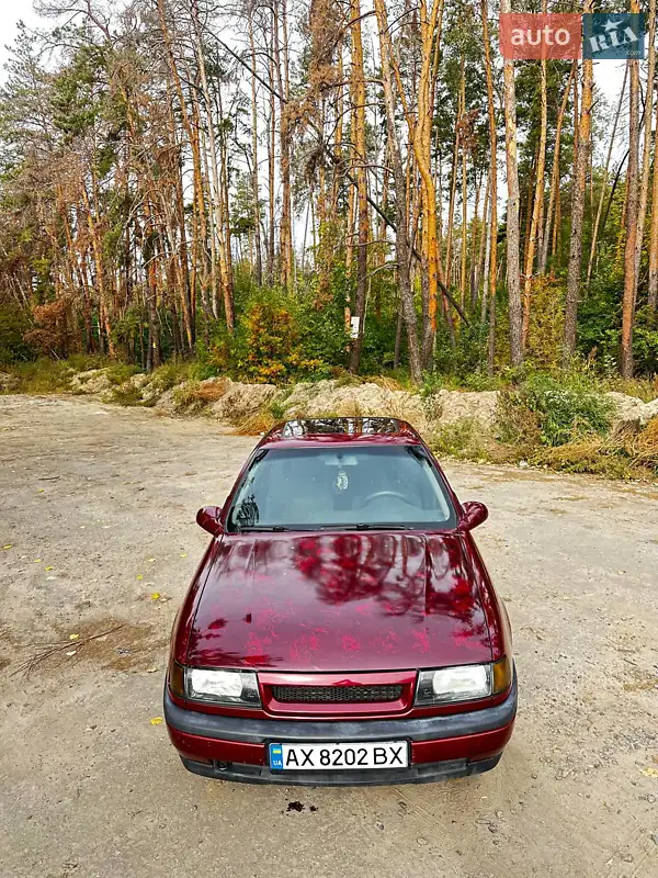Opel Vectra 1992 VIN W0L000087N5173195 фото оголошення 2 з 50