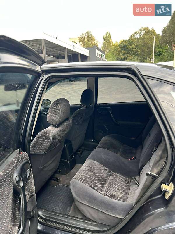 Седан Opel Vectra 1997 в Тернополе