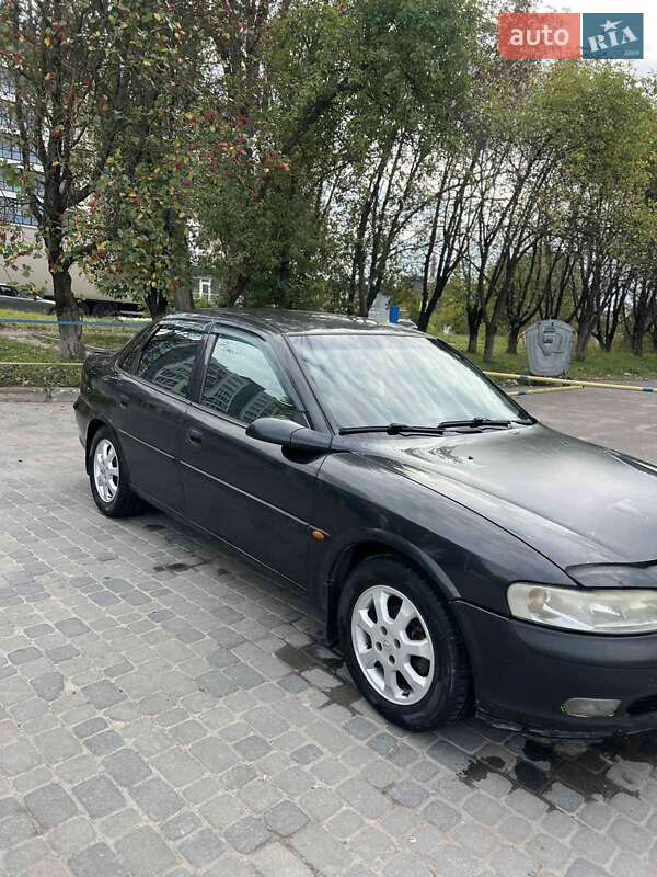 Седан Opel Vectra 1997 в Тернополе