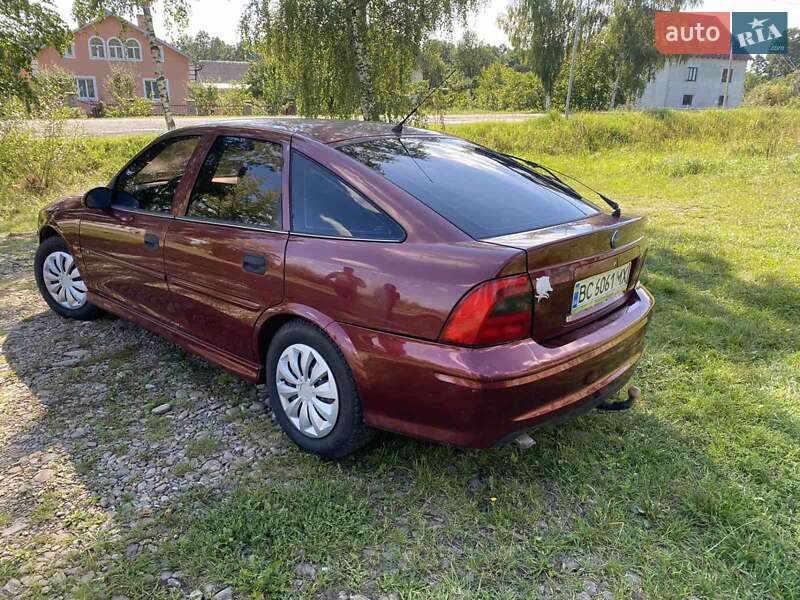 Лифтбек Opel Vectra 2002 в Калуше фото 2 Лифтбек Opel Vectra 2002 в Калуше