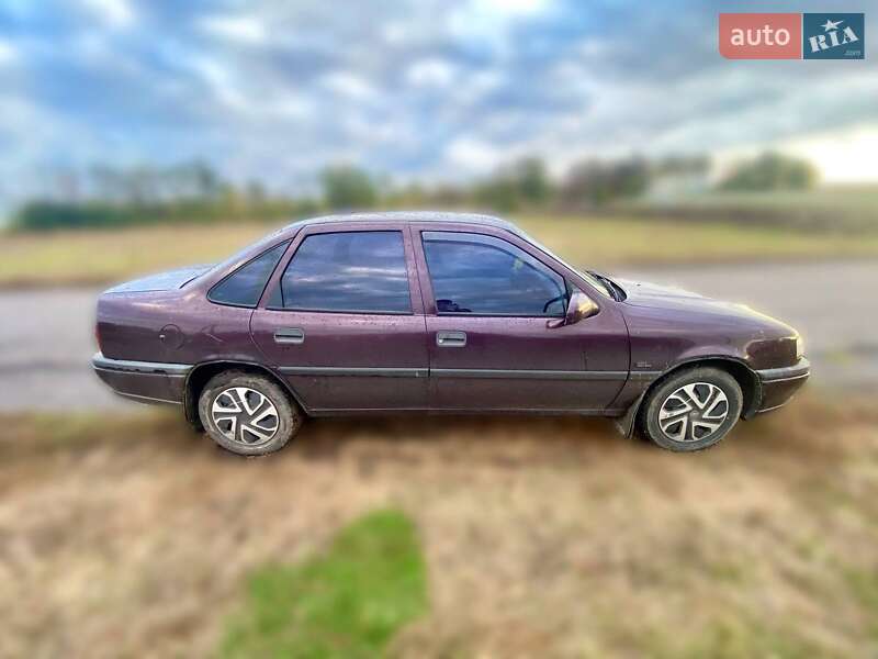 Седан Opel Vectra 1993 в Первомайске фото 18 Седан Opel Vectra 1993 в Первомайске