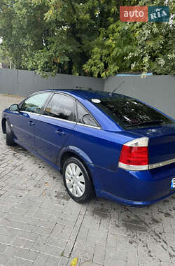 Лифтбек Opel Vectra 2006 в 