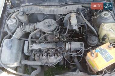 Лифтбек Opel Vectra 1992 в 