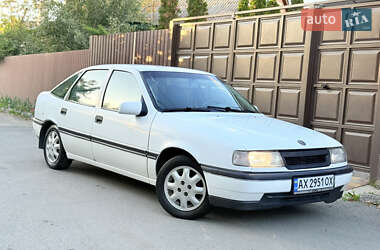 Лифтбек Opel Vectra 1992 в 