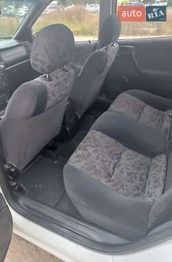 Лифтбек Opel Vectra 1996 в 