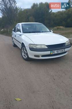 Лифтбек Opel Vectra 1996 в 