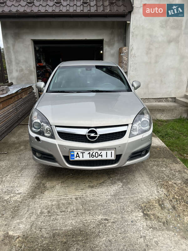 Седан Opel Vectra 2008 в 
