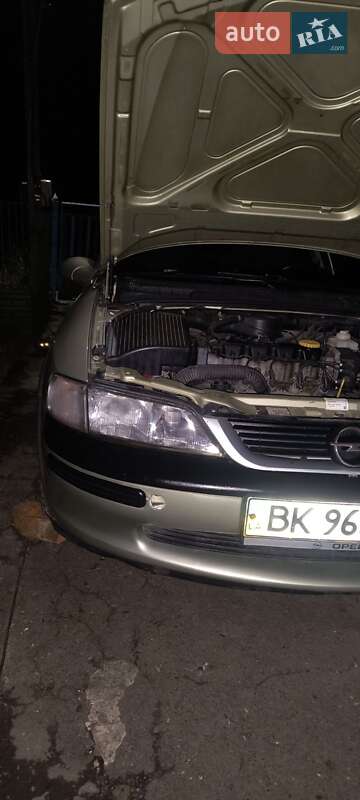 Седан Opel Vectra 1996 в Хмельницком