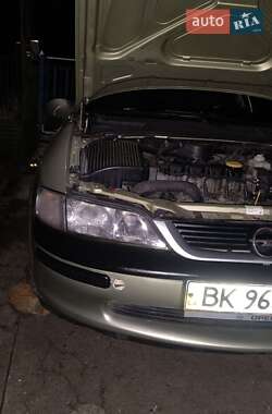 Седан Opel Vectra 1996 в 