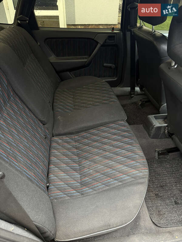 Седан Opel Vectra 1994 в Шептицькому