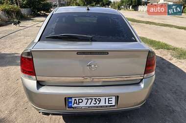 Лифтбек Opel Vectra 2003 в 