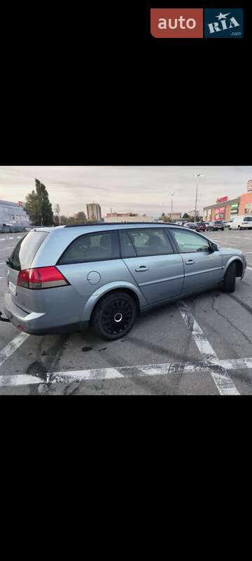 Универсал Opel Vectra 2004 в Полтаве