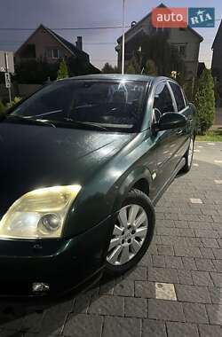 Седан Opel Vectra 2004 в 