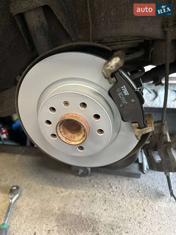 Седан Opel Vectra 2003 в Києві