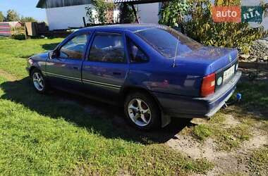 Седан Opel Vectra 1992 в Дубно