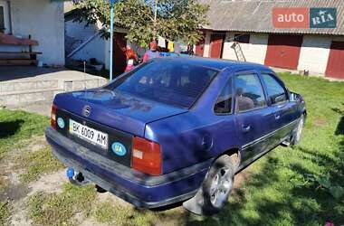 Седан Opel Vectra 1992 в  фото 4 Седан Opel Vectra 1992 в