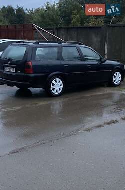 Универсал Opel Vectra 1998 в Львове