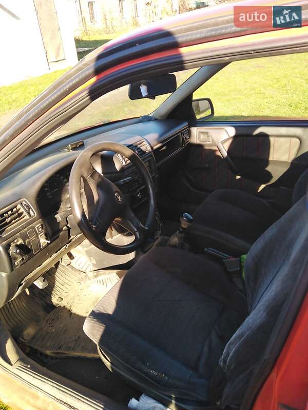 Седан Opel Vectra 1992 в Ананьеве