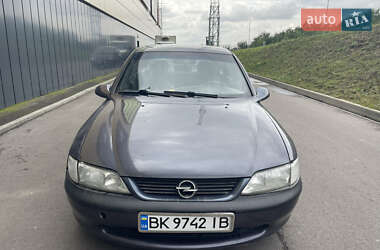 Седан Opel Vectra 1996 в 