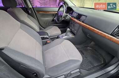 Седан Opel Vectra 2003 в 