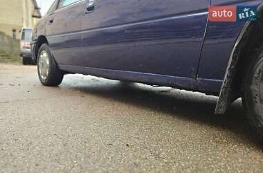 Седан Opel Vectra 1991 в 