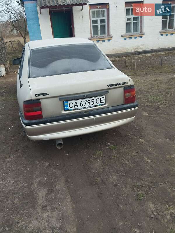 Седан Opel Vectra 1993 в Корсуне-Шевченковском