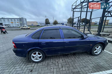 Седан Opel Vectra 1996 в 