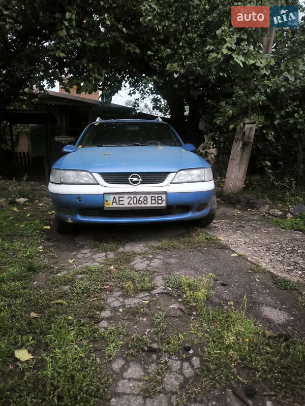 Универсал Opel Vectra 1997 в Кривом Роге
