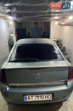 Лифтбек Opel Vectra 2004 в 