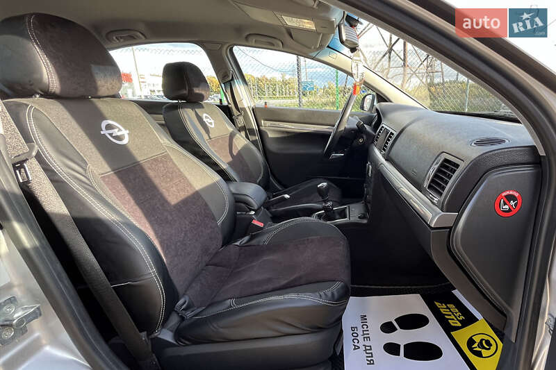 Ліфтбек Opel Vectra 2006 в Стрию фото 21 Ліфтбек Opel Vectra 2006 в Стрию