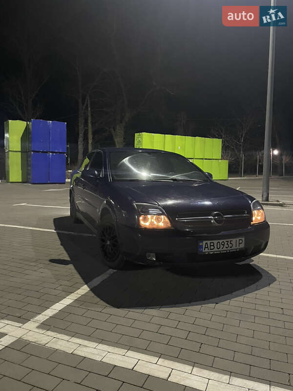 Седан Opel Vectra 2004 в Черкассах