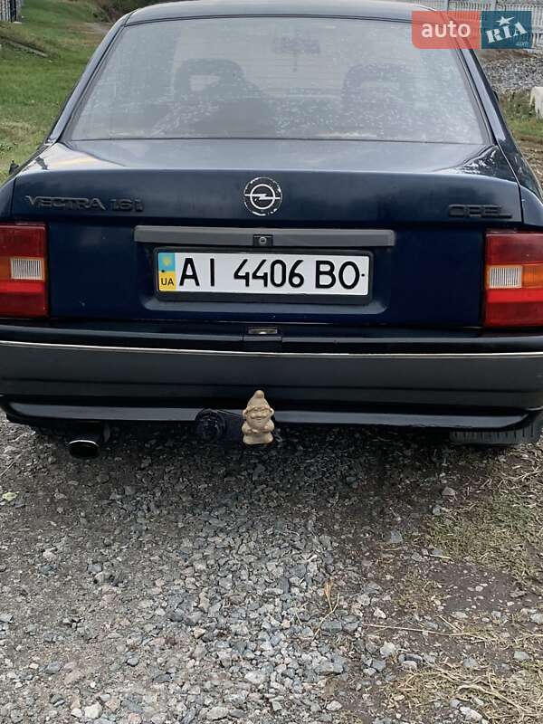 Седан Opel Vectra 1990 в Белой Церкви