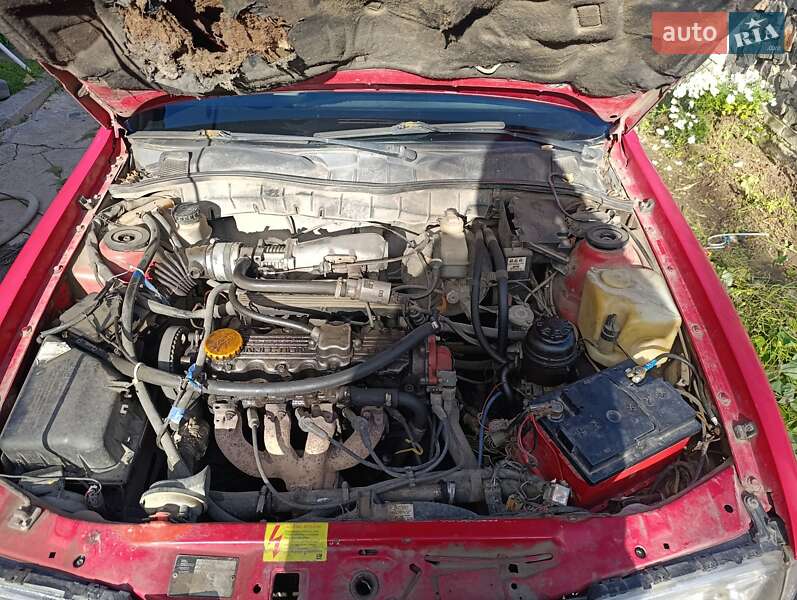 Седан Opel Vectra 1991 в Томашполе фото 2 Седан Opel Vectra 1991 в Томашполе