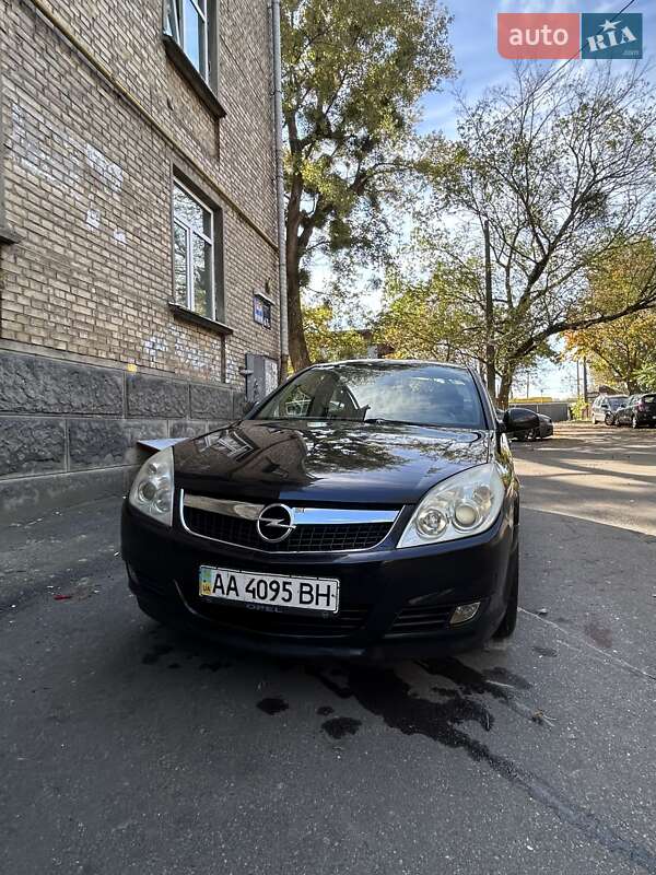 Седан Opel Vectra 2006 в Киеве