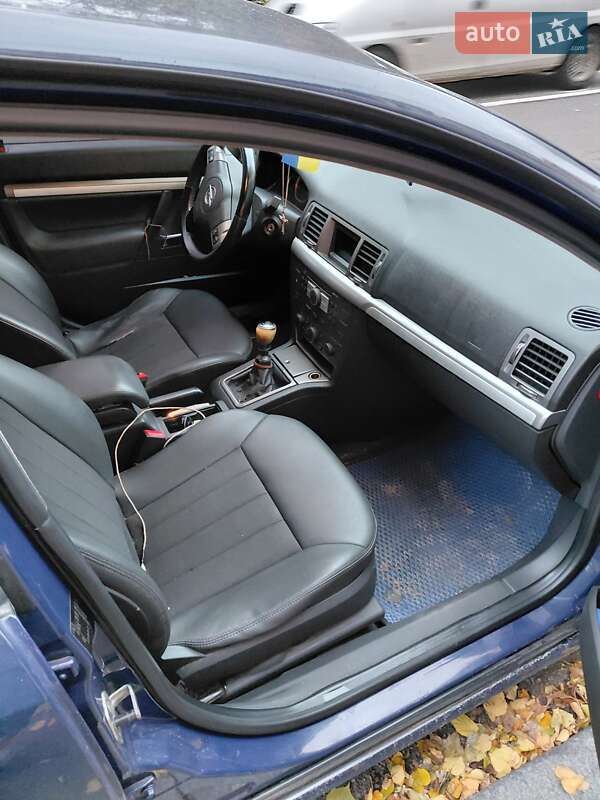 Ліфтбек Opel Vectra 2008 в Києві фото 3 Ліфтбек Opel Vectra 2008 в Києві