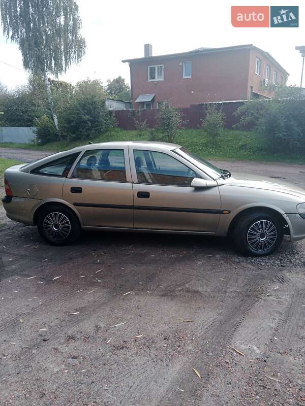 Седан Opel Vectra 1996 в Шептицькому