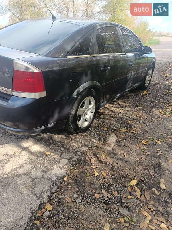Седан Opel Vectra 2007 в Дубні