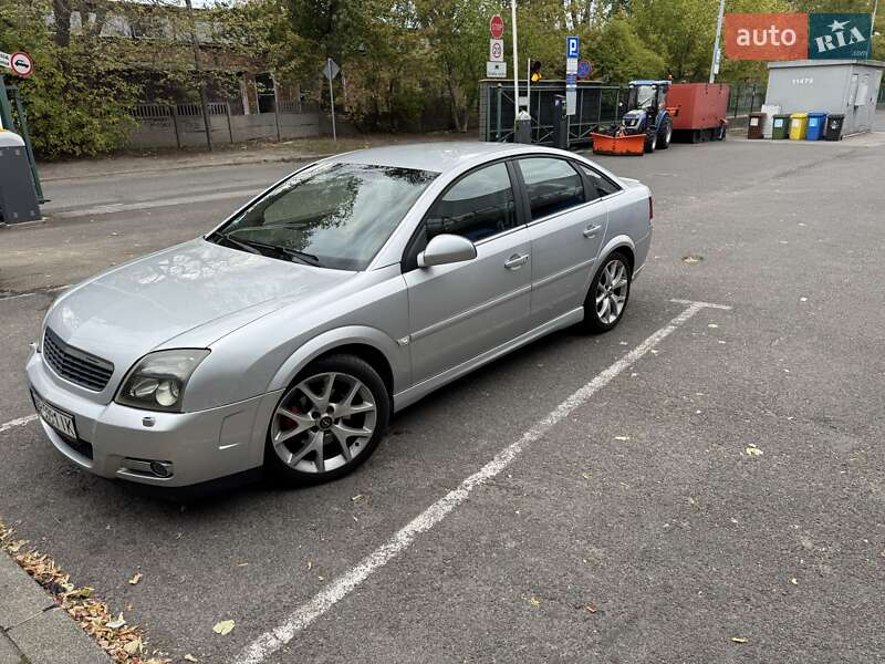 Лифтбек Opel Vectra 2003 в  фото Лифтбек Opel Vectra 2003 в