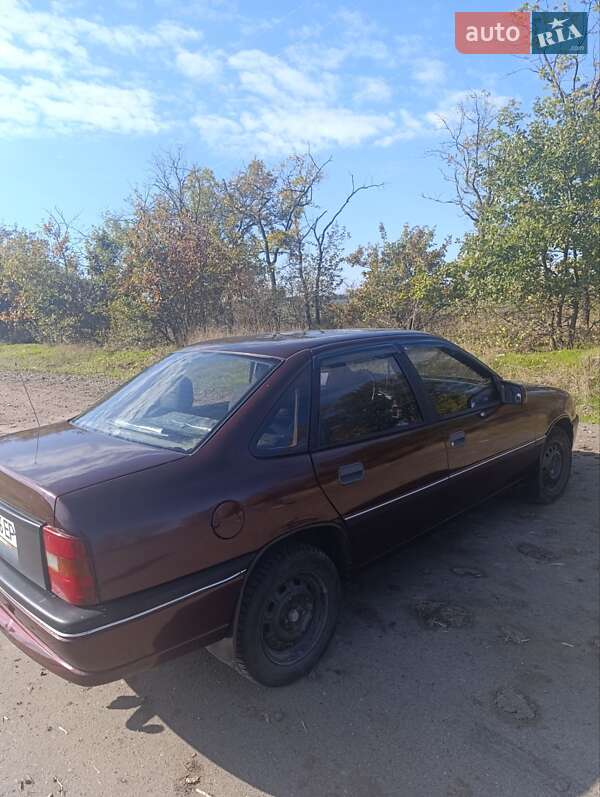 Седан Opel Vectra 1990 в Одессе