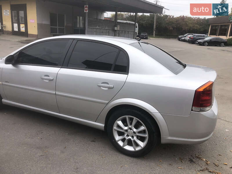 Седан Opel Vectra 2005 в Виннице