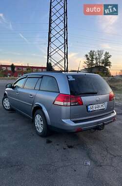 Универсал Opel Vectra 2005 в 