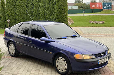 Лифтбек Opel Vectra 1997 в Дунаевцах