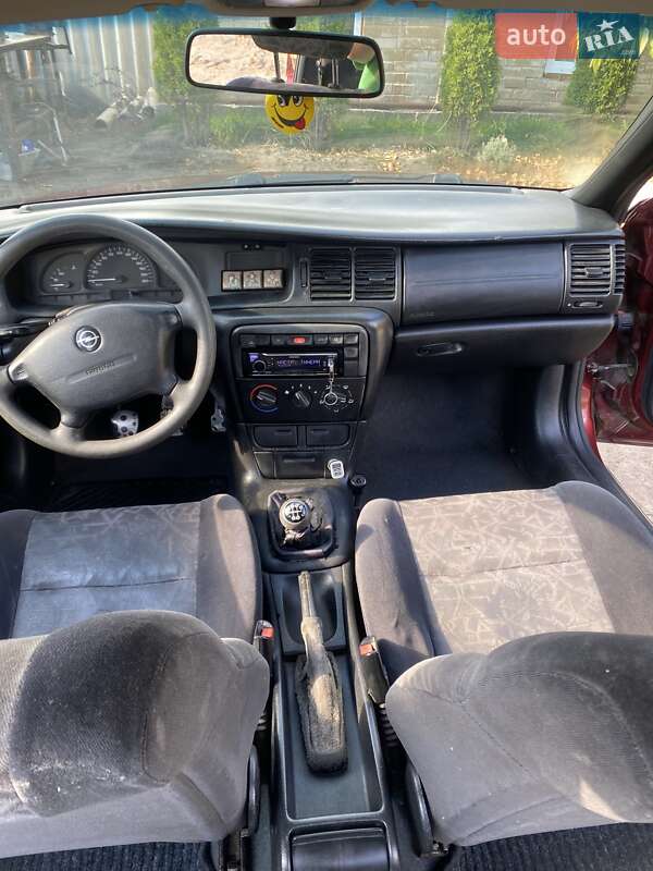 Седан Opel Vectra 1998 в Харкові фото 7 Седан Opel Vectra 1998 в Харкові