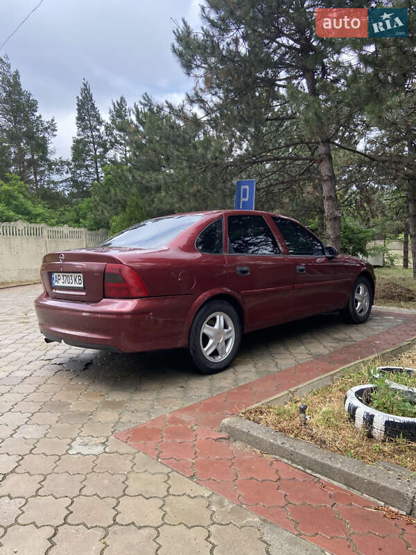 Седан Opel Vectra 1997 в Запорожье фото 5 Седан Opel Vectra 1997 в Запорожье