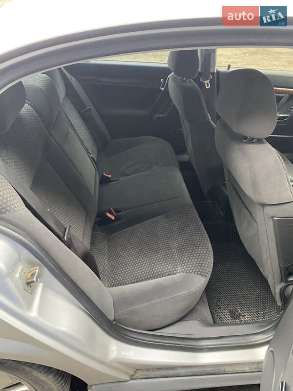 Седан Opel Vectra 2003 в Гостомеле