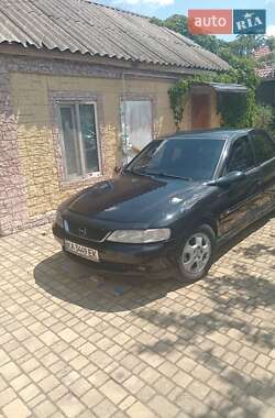 Седан Opel Vectra 1999 в  фото 12 Седан Opel Vectra 1999 в
