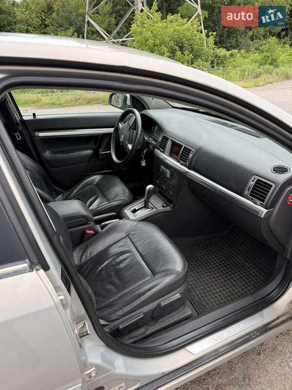 Седан Opel Vectra 2006 в Киеве фото 4 Седан Opel Vectra 2006 в Киеве