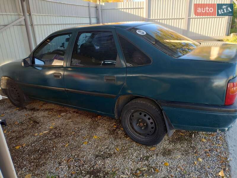 Седан Opel Vectra 1994 в Івано-Франківську фото Седан Opel Vectra 1994 в Івано-Франківську